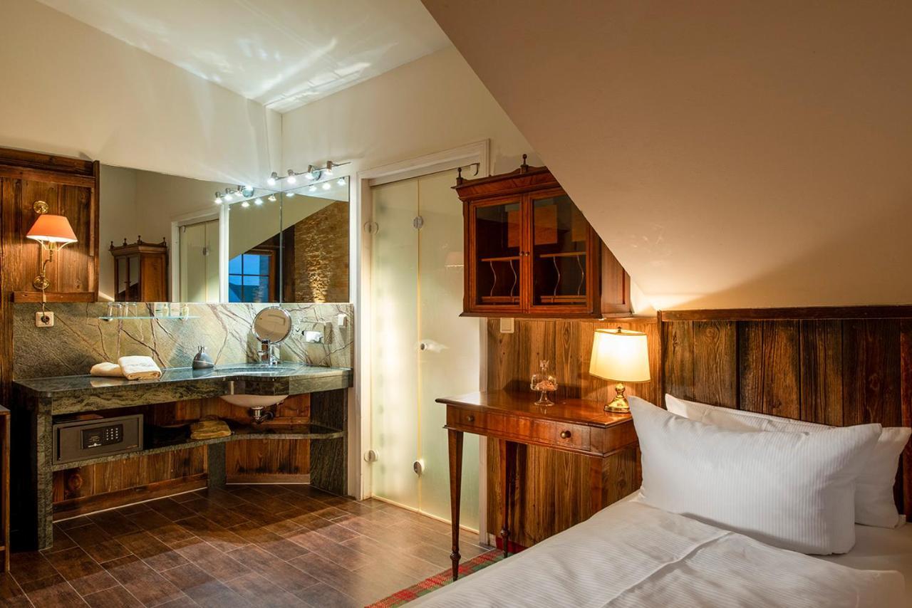 Wellnesshotel Seeschloesschen - Privat- Spa & Naturresort Senftenberg Ngoại thất bức ảnh