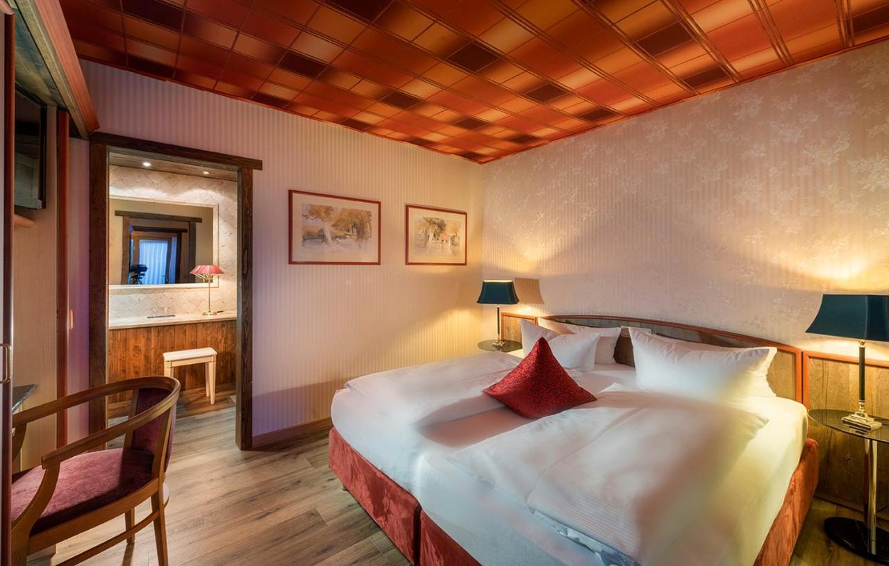 Wellnesshotel Seeschloesschen - Privat- Spa & Naturresort Senftenberg Ngoại thất bức ảnh