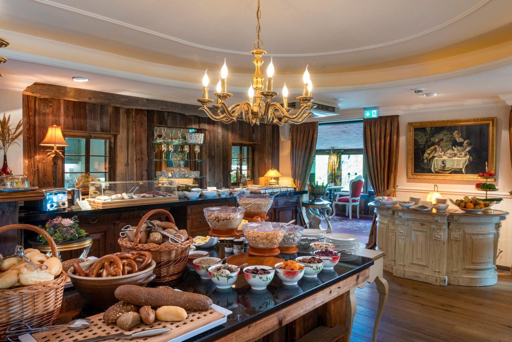 Wellnesshotel Seeschloesschen - Privat- Spa & Naturresort Senftenberg Ngoại thất bức ảnh